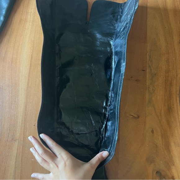 Manolo Blahnik Over the Knee Black Leather Boots side lace details size 38.5 - Picture 9 of 10